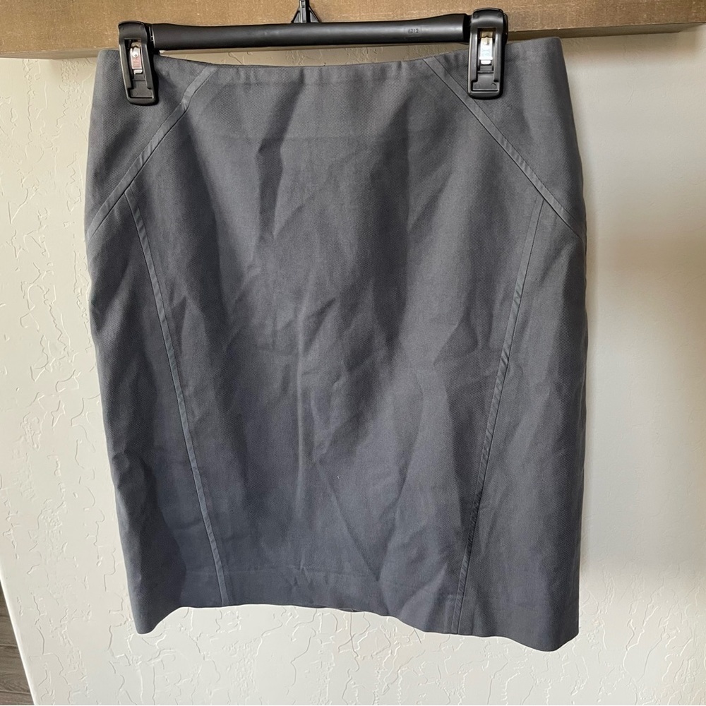 Rebecca Taylor Gray Pencil Skirt, Silk Lining—Size 8–Great for business/work•••